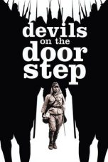 Devils on the Doorstep (2000)