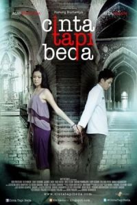 Cinta tapi beda (2012)